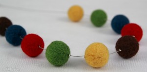 kolorowy-naszyjnik-z-filcu-bizuteria-filcowy,pmcfqqjpnzfnzkqt