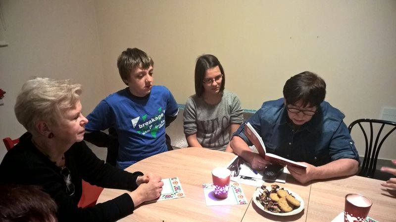 12341372_921822857855365_7470990790368241393_n